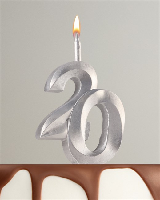 Свеча для торта 20 лет - фото 6767